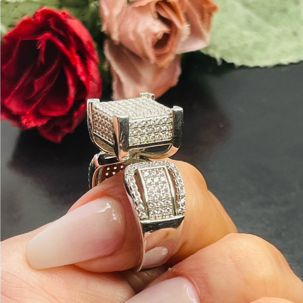 Solid 925 Silver Cocktail Ring Size 9 - image 1